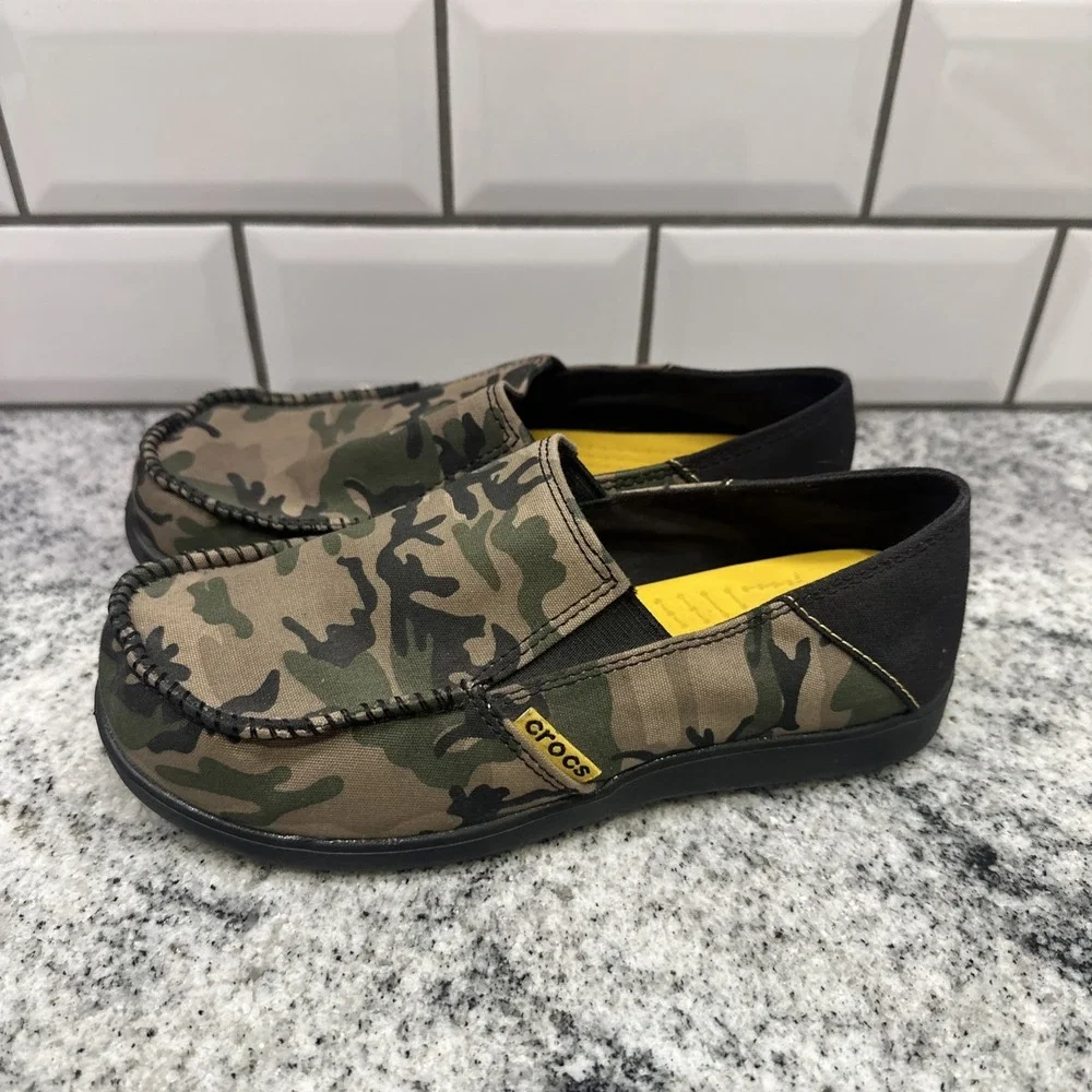 CROCS Canvas Camo Loafers Kids Youth 4 Lightweight Water Shoes